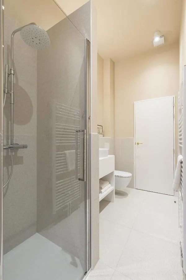 Ferienwohnung Shway - Le Leopold Antwerpen